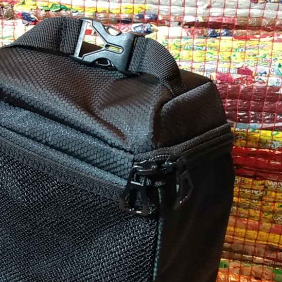 Adidas - Picture 3 of 5